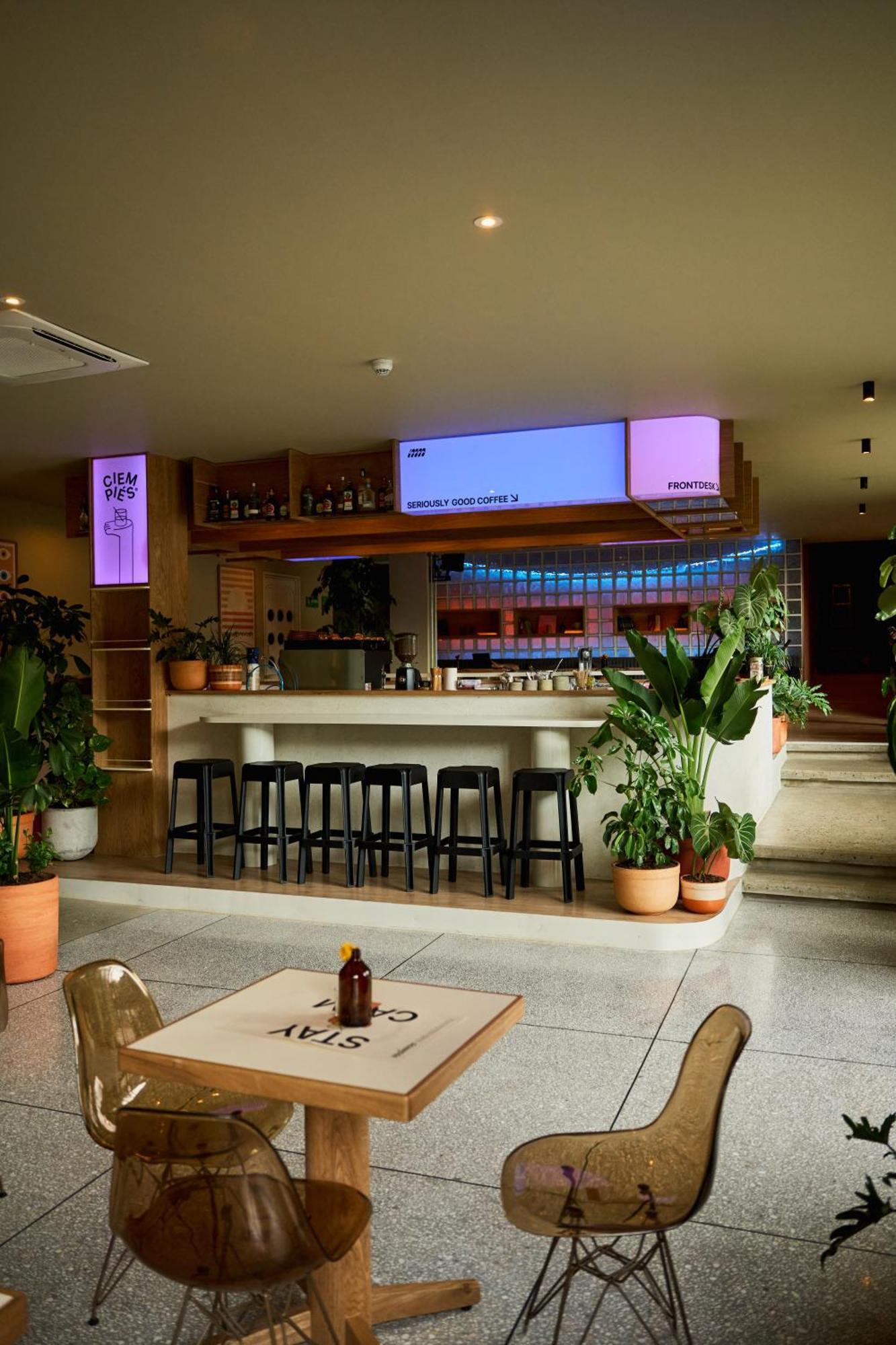 The Somos Central Hotel Poblado Medellin Exterior photo