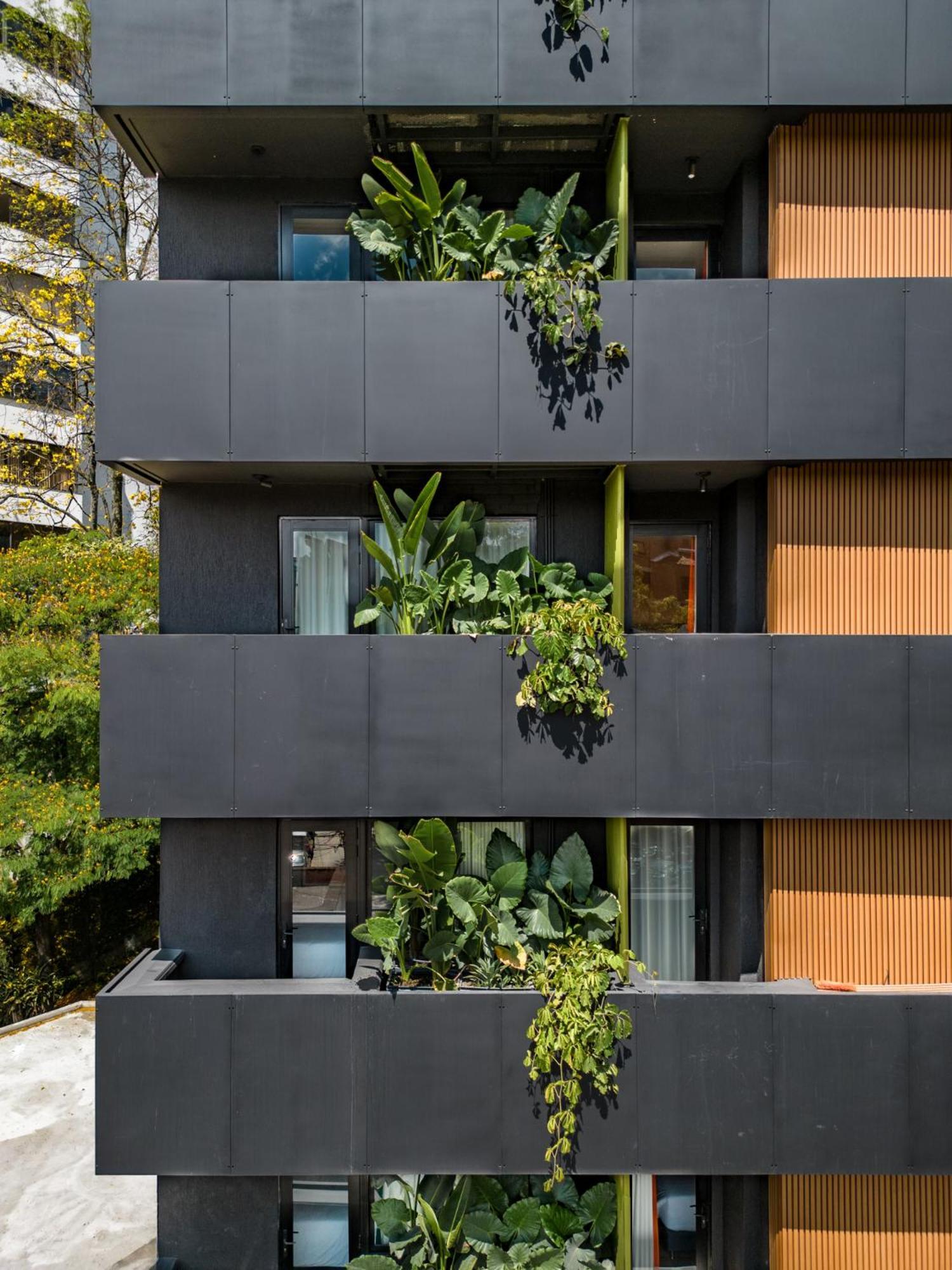 The Somos Central Hotel Poblado Medellin Exterior photo